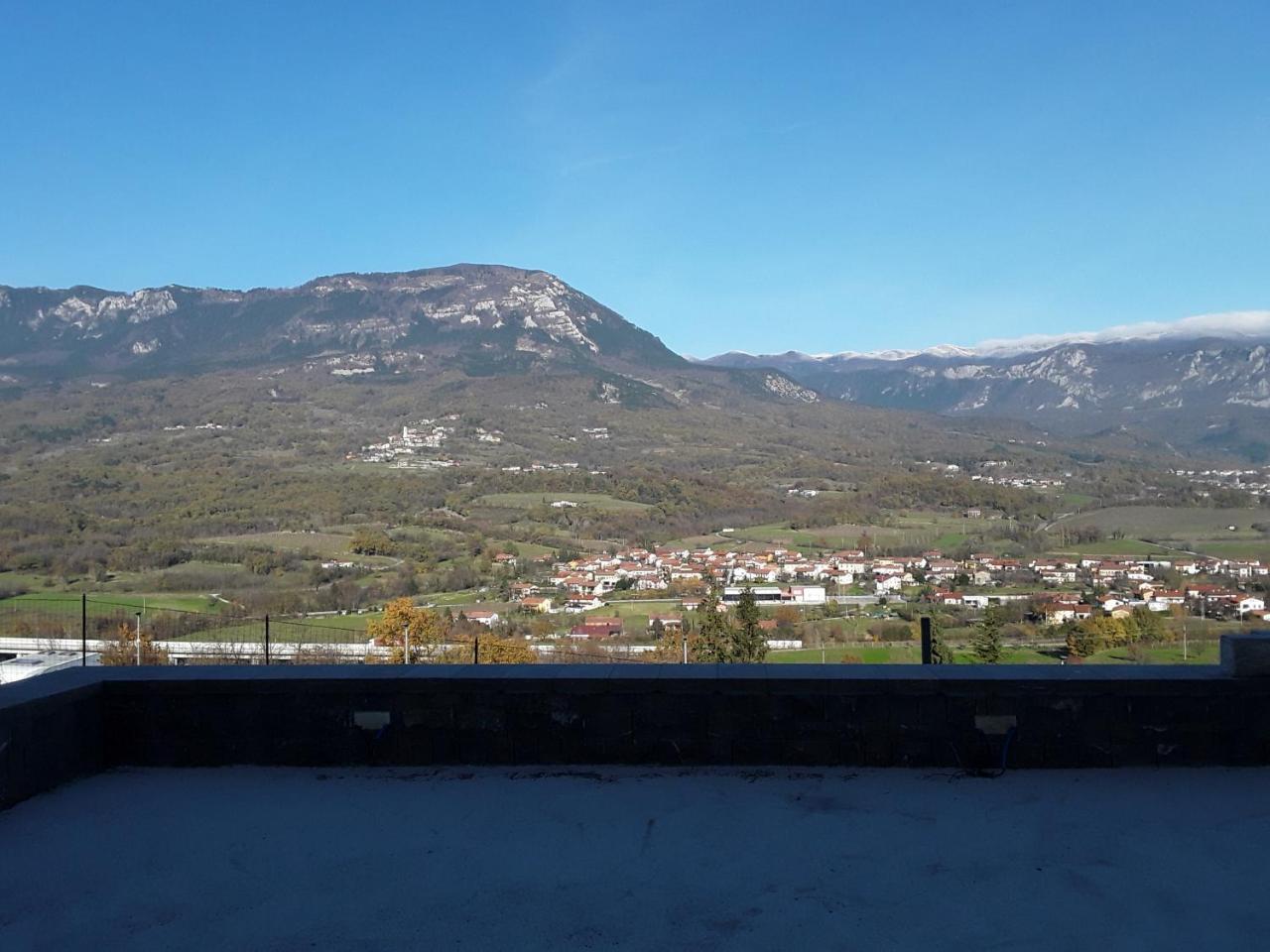 לינה וארוחת בוקר Ajdovščina B & W Kriz מראה חיצוני תמונה